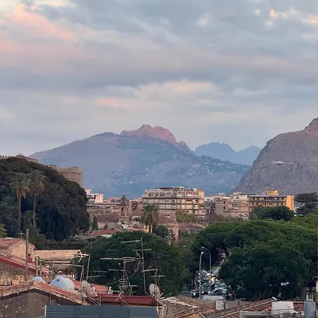 Terrace In The Sky Overlooking Historic Center Apartmán Palermo